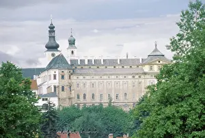 1322: Benedictine monastery Brounov