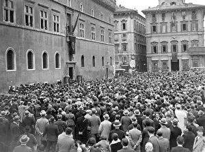 Hangs: Benito Mussolini, speaks to a crowd, 1936