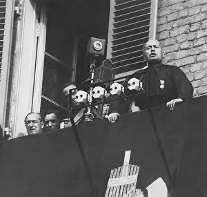 Directorial: Benito Mussolini in Turin, 1932
