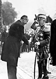 Bows: Benito Mussolini and Victor Emmanuel III, 1927