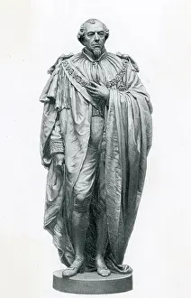 Beaconsfield: BENJAMIN DISRAELI, STATUE