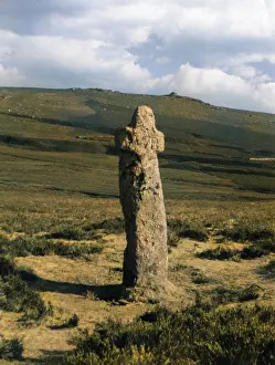 Hewn: BENNETT'S CROSS