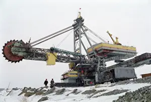 Excavator: Berezovsky-1 coal open-cast, 1987