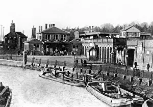 Berkhamsted: Berkhamsted Railway Station early 1900's