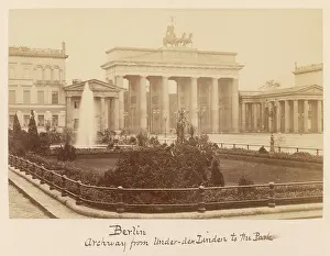 Linden: BERLIN/BRANDENBURG GATE
