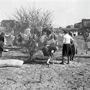 Fenced: Berlin - camp for GDR refugees 1953