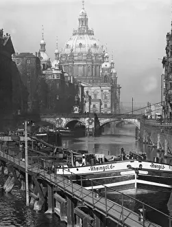 Spree: The Berlin Cathedral, 1939