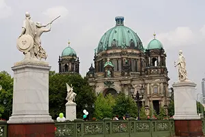 Schlossbrucke: Berlin Cathedral, Germany