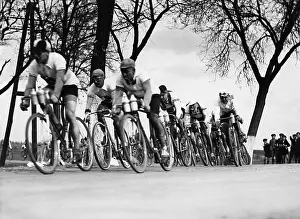 Bicycling: Berlin-Cottbus-Berlin, 1937