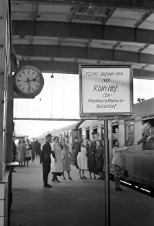 Zoologischer: Berlin - interzonal train 1949