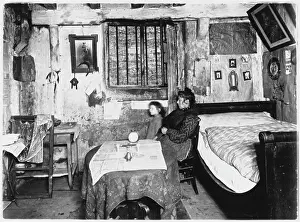 Hang: BERLIN SLUM DWELLING