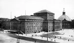 Opernplatz: Berlin State Opera Unter den Linden, 1925