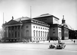 Cathedra: Berlin State Opera Unter den Linden, 1938