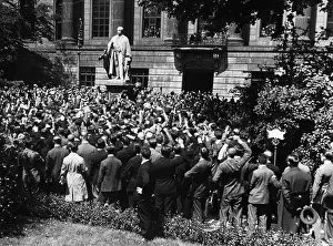 Regulations: Berlin students demonstrate against the Treaty of Versailles