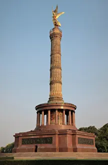 Lizzie: Berlin Victory Column, Berlin, Germany