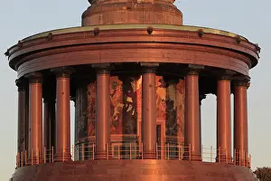 Lizzie: Berlin Victory Column, Berlin, Germany