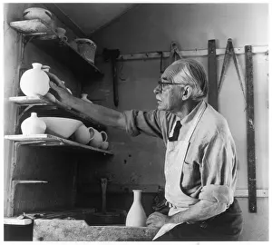 Leach: BERNARD LEACH/IDA KAR