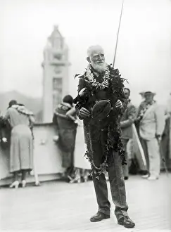 Swags: Bernard Shaw in Honolulu