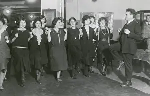 Mcfadden: Bernarr Macfadden exhorting employees to exercise