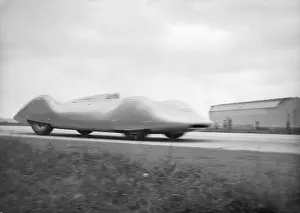 Eifel: Bernd Rosemeyer in his record run, 1937