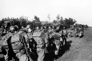 Infantrymen: Bersaglieri on the advance on the Donets front, 1942