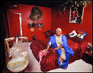 Birdcage: Bertice Reading - American singer, actress, revue artiste