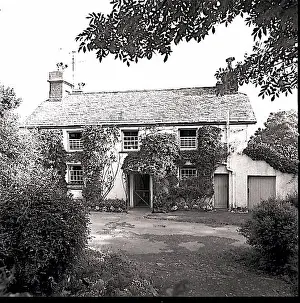 Penrhyn: Bertrand Russell, philosopher and author