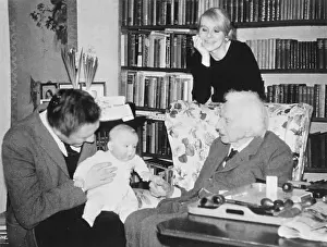 Penrhyn: Bertrand Russell, philosopher and author