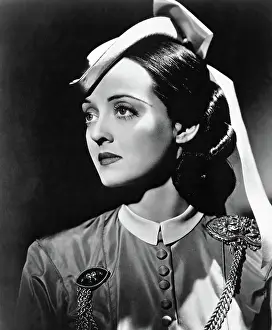 Juarez: Bette Davis - Actress - Hollywood