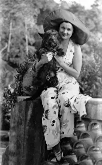 Geste: Betty Compton
