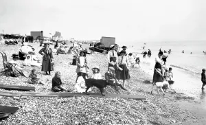 Bexhill: Bexhill, the Beach 1910