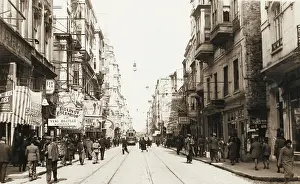 Pedestrains: Beyoglu - Istanbul, Turkey