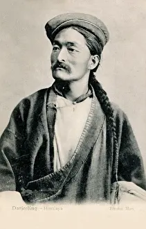 Bhutan: Bhutia man with long pigtail - Darjeeling
