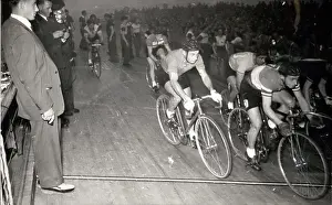 Hass: Bicycles - Cycling