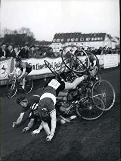 Slight: Bicycles - Cycling
