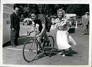 Expects: Bicycles - Cycling