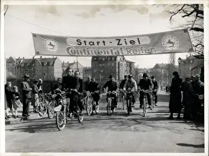 Herbst: Bicycles - Cycling