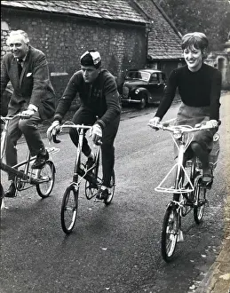 Moulton: Bicycles - Cycling