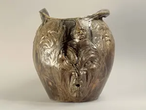 Beards: Big vase with bearded heads