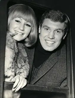Palmas: Billy Walker, heavyweight boxer, and girlfriend