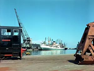 The J Salmon Image Archive: Birkenhead, The Wirral - The Docks