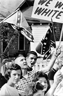 Ignorance: Birmingham, Alabama: Students wave confederate ?