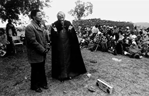 Mogopa: Bishop Tutu addresses the community