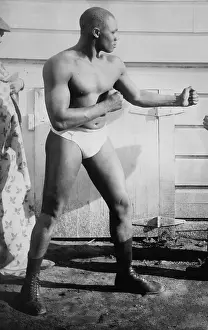 Heavyweights: Black Canadian boxer, Sam Langford, won the