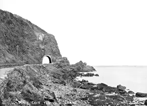 Larne: Black Cave Tunnel, Larne