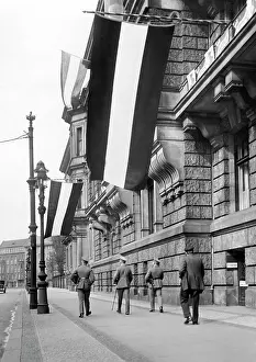 Landtag: Black-white-red flags at the headquarters of