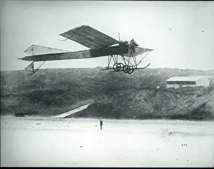 Filey: Blackburn Mercury I monoplane flying at Filey