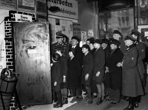 Access: Blackout exercise in Pankow, 1935