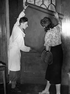 Preparations: Blackout practice in Berlin, 1939