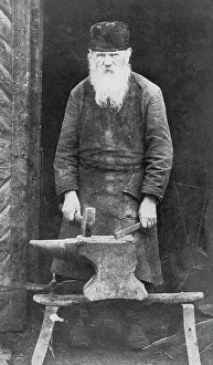 Nove: Blacksmith at work